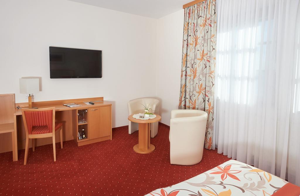 Pension Sprinzl Schwechat Room photo